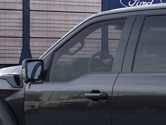 Ford F-150 Vehicle Full-screen Gallery Image 20