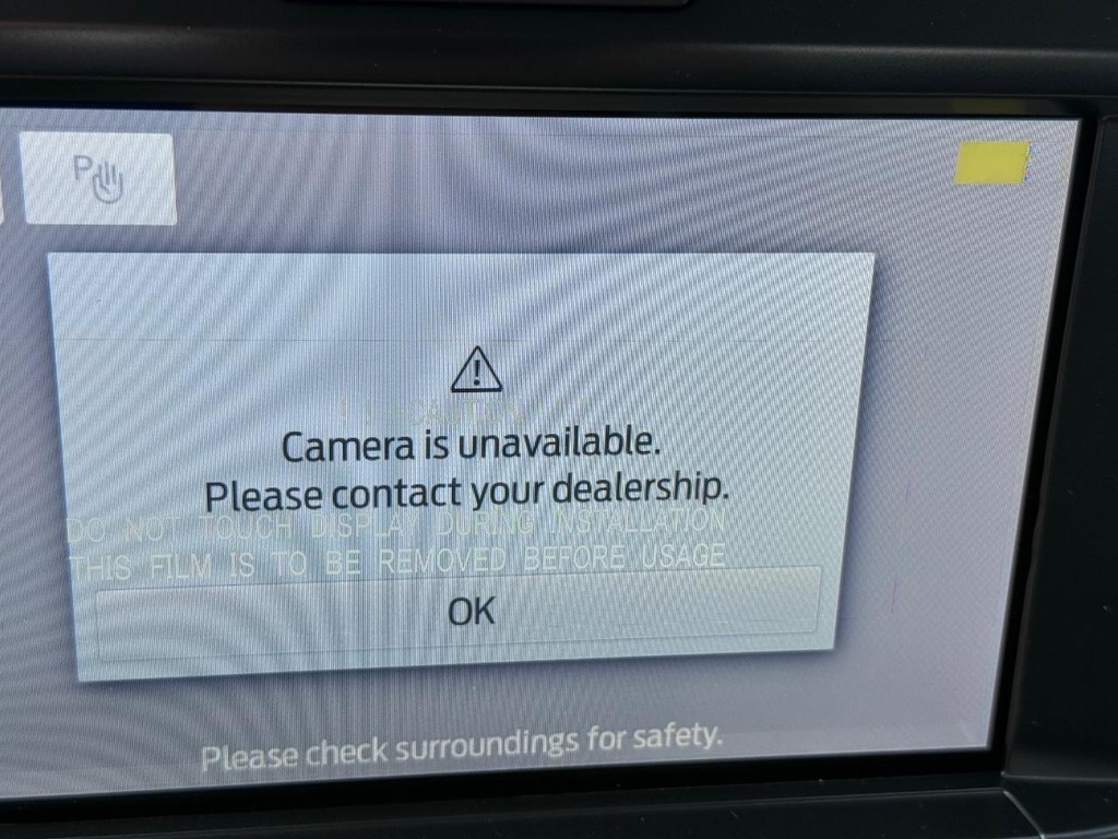 Ford Super Duty F-550 DRW Vehicle Full-screen Gallery Image 12