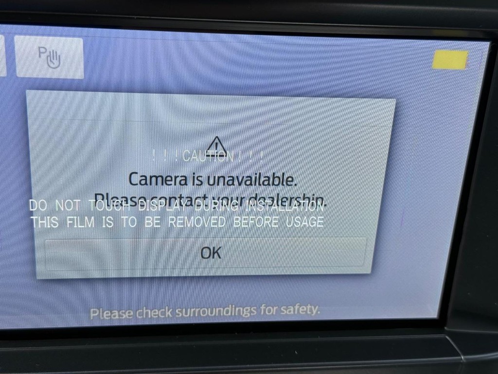 Ford Super Duty F-450 DRW Vehicle Full-screen Gallery Image 12
