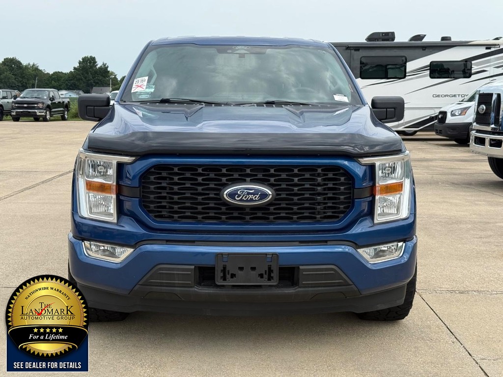 Ford F-150 Vehicle Full-screen Gallery Image 2
