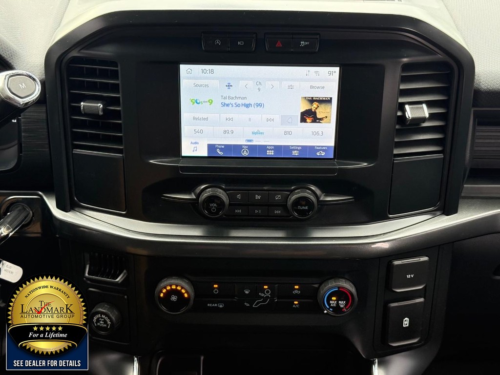 Ford F-150 Vehicle Full-screen Gallery Image 18