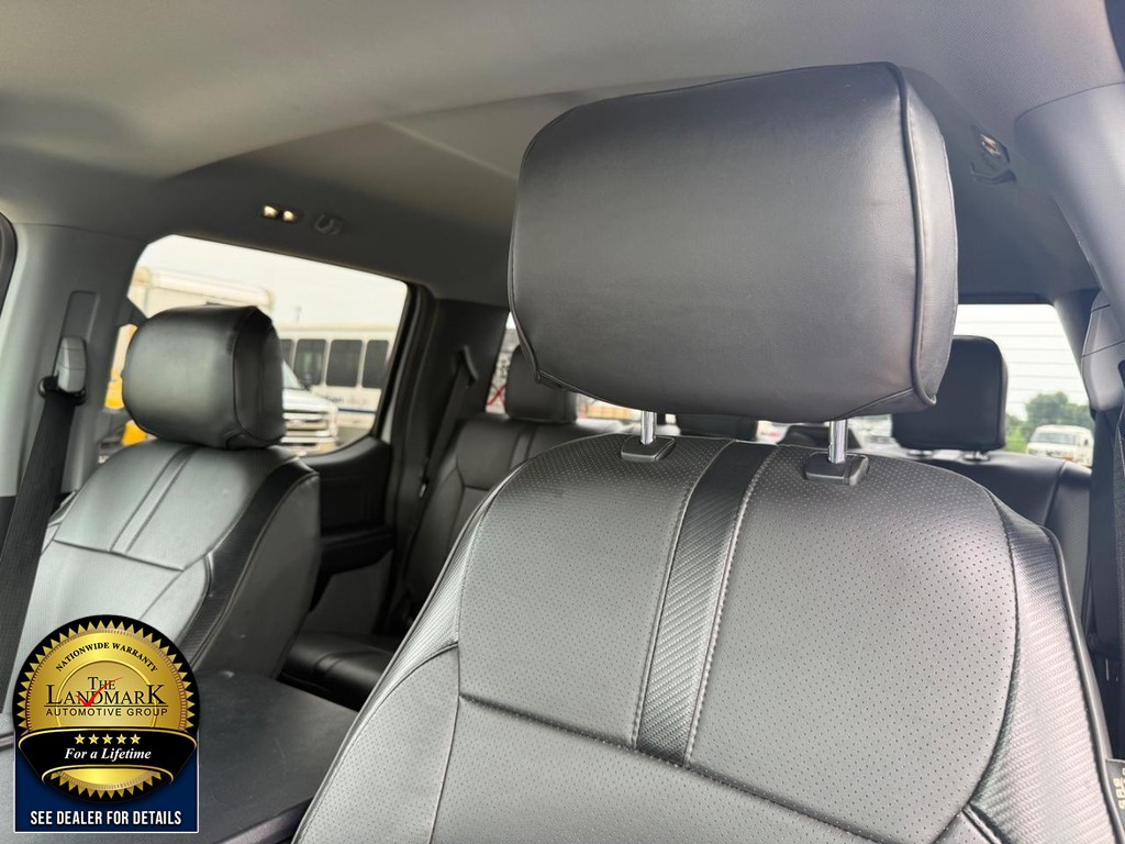 Ford F-150 Vehicle Full-screen Gallery Image 9