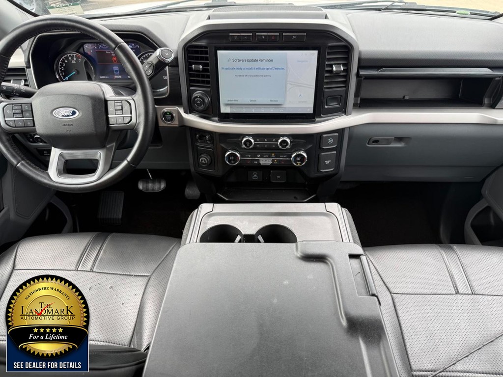 Ford F-150 Vehicle Full-screen Gallery Image 17