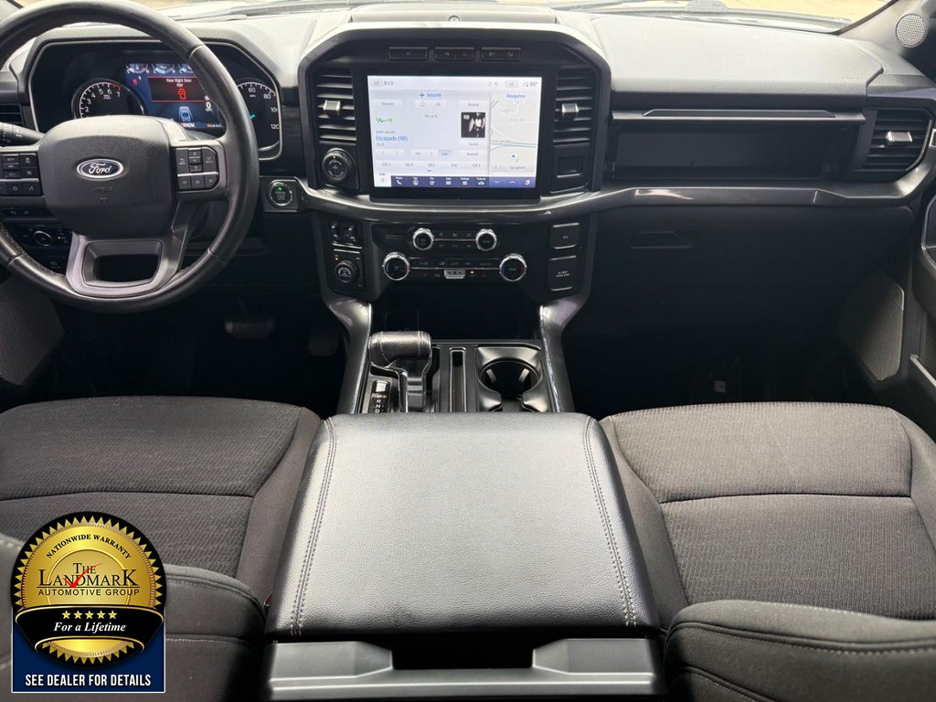 Ford F-150 Vehicle Full-screen Gallery Image 17