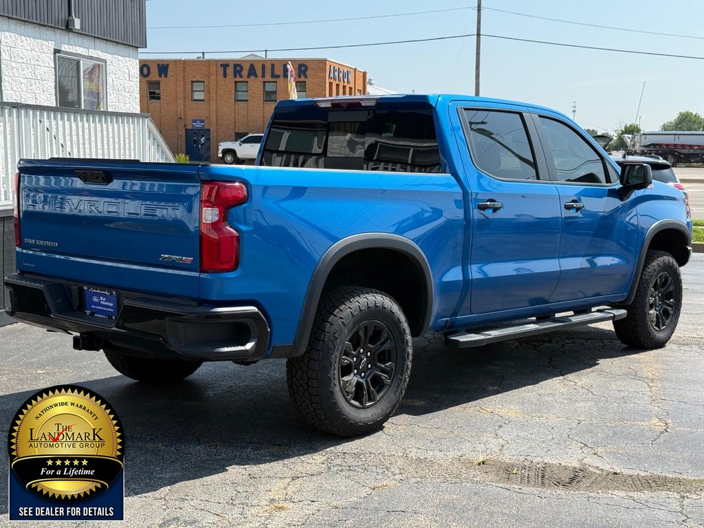 Chevrolet Silverado 1500 Vehicle Full-screen Gallery Image 5