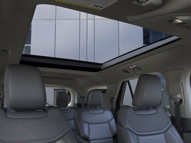 Ford Explorer Vehicle Full-screen Gallery Image 22