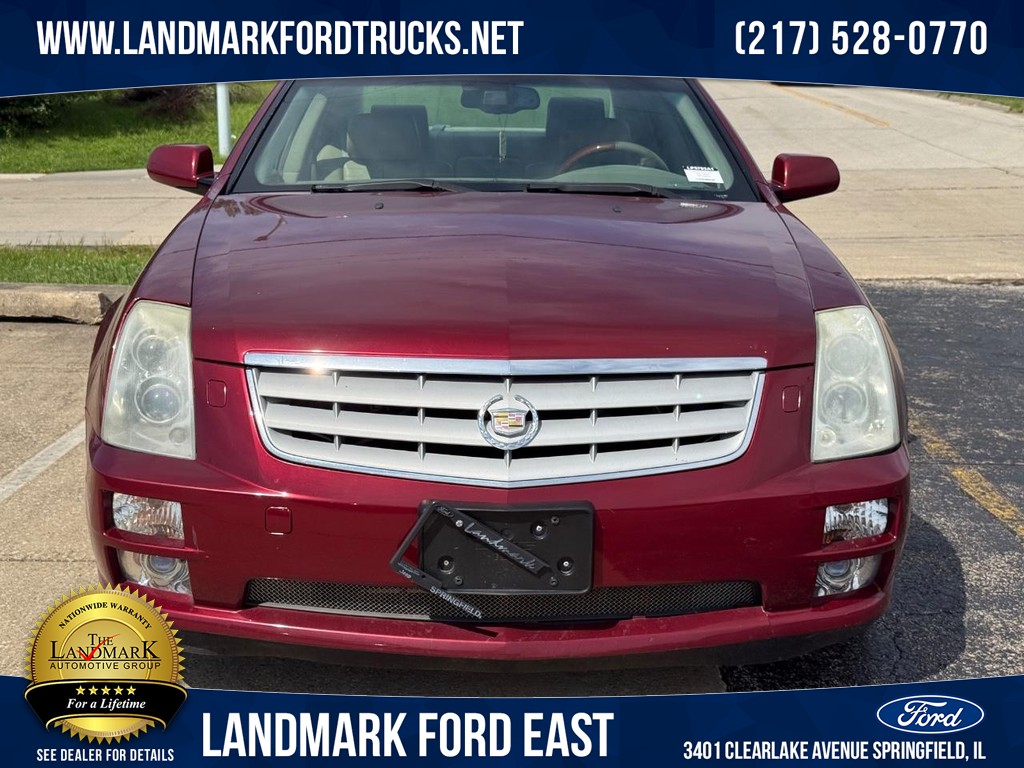 Cadillac STS Vehicle Full-screen Gallery Image 01