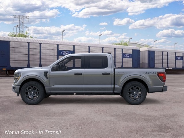 Ford F-150 Vehicle Full-screen Gallery Image 3
