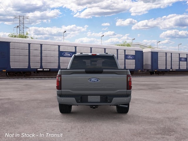 Ford F-150 Vehicle Full-screen Gallery Image 5