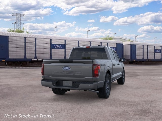 Ford F-150 Vehicle Full-screen Gallery Image 8