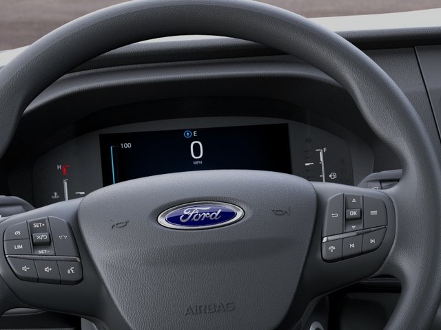 Ford Transit-150 Vehicle Full-screen Gallery Image 13