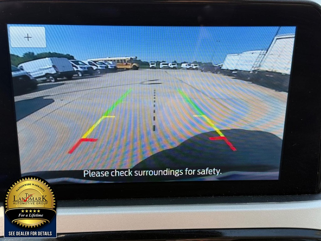 Ford Escape Vehicle Full-screen Gallery Image 13