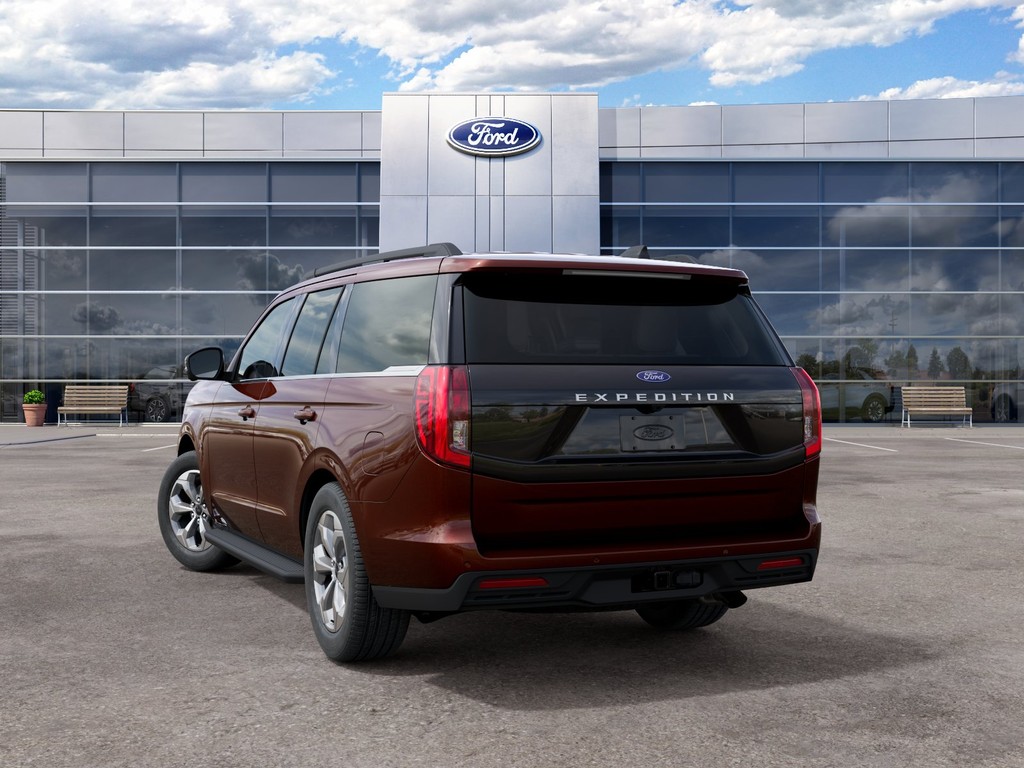 Ford Expedition Vehicle Full-screen Gallery Image 8