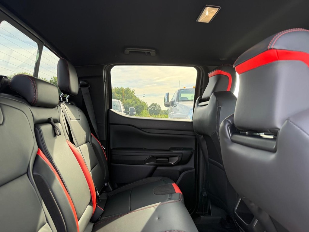 Ford Ranger Vehicle Full-screen Gallery Image 16