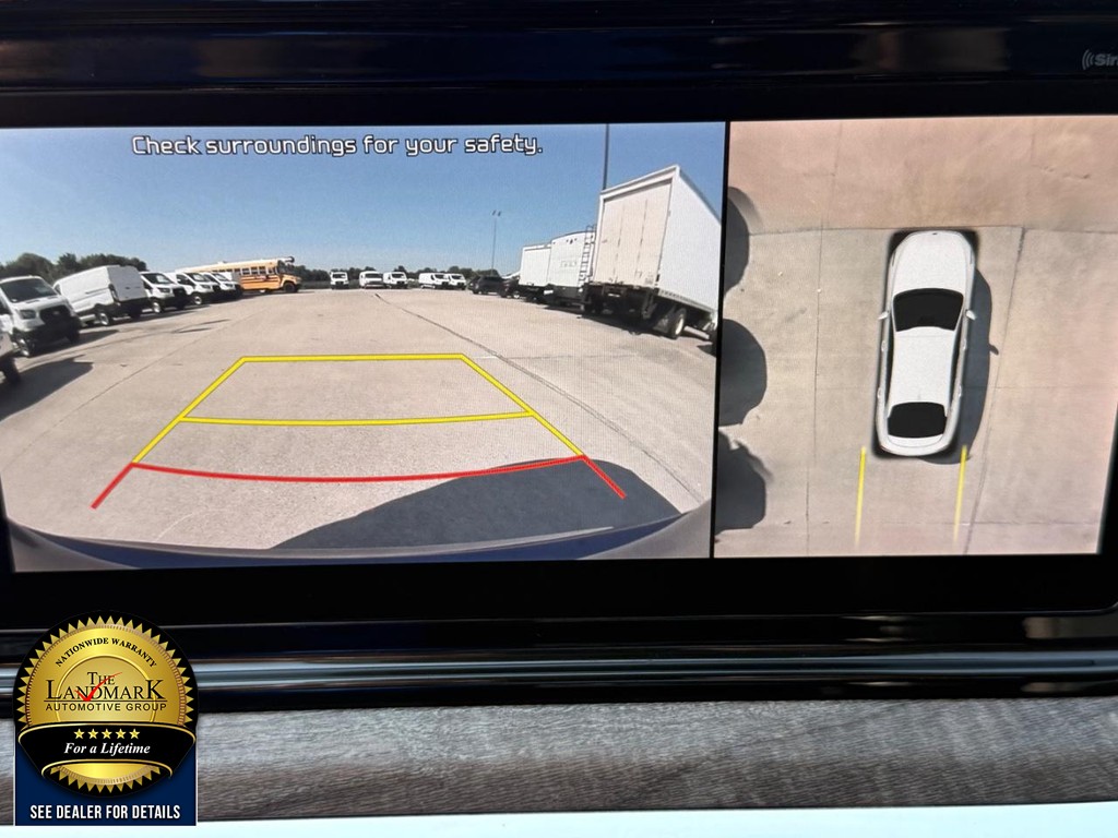 Kia K5 Vehicle Full-screen Gallery Image 13