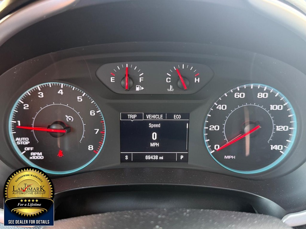 Chevrolet Malibu Vehicle Full-screen Gallery Image 12