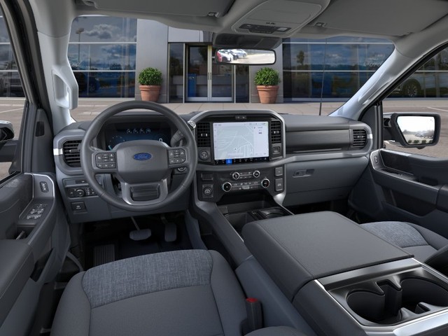 Ford F-150 Vehicle Full-screen Gallery Image 9