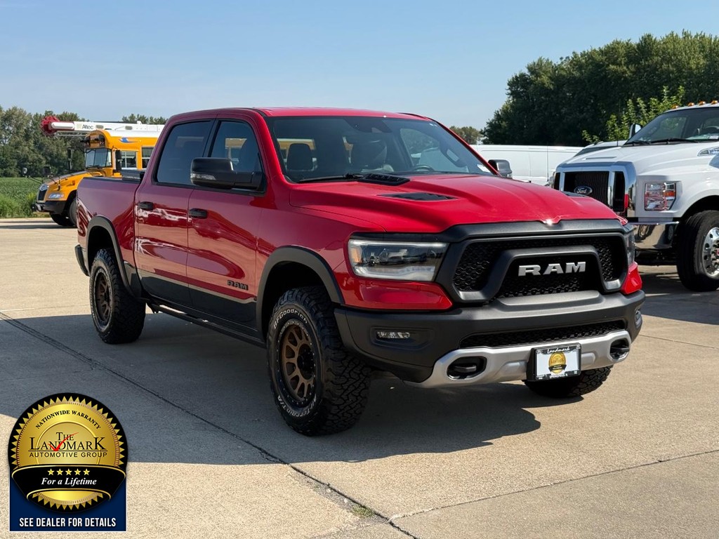 Ram 1500 Vehicle Full-screen Gallery Image 3