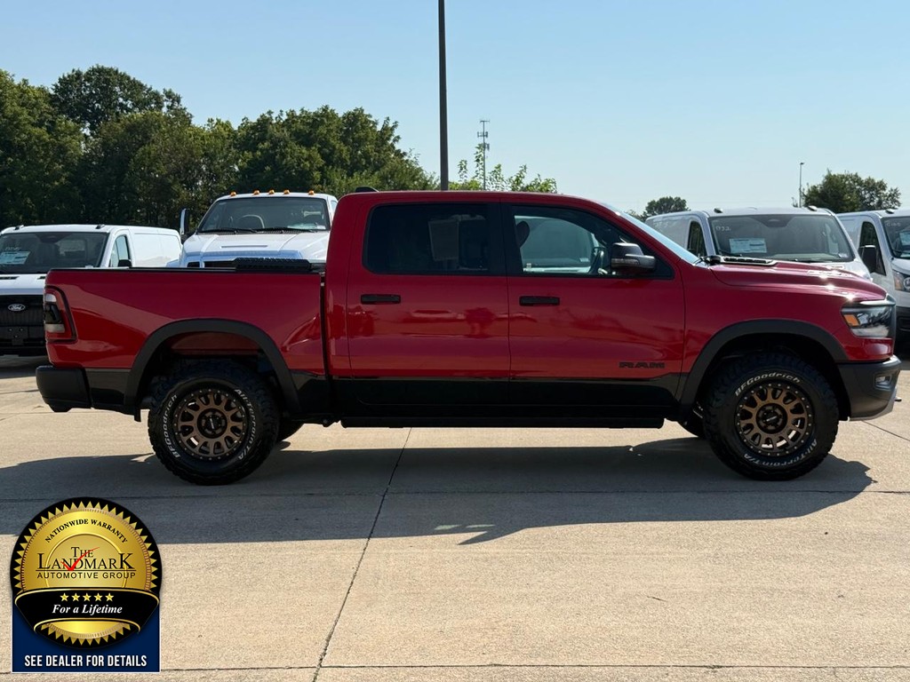 Ram 1500 Vehicle Full-screen Gallery Image 4