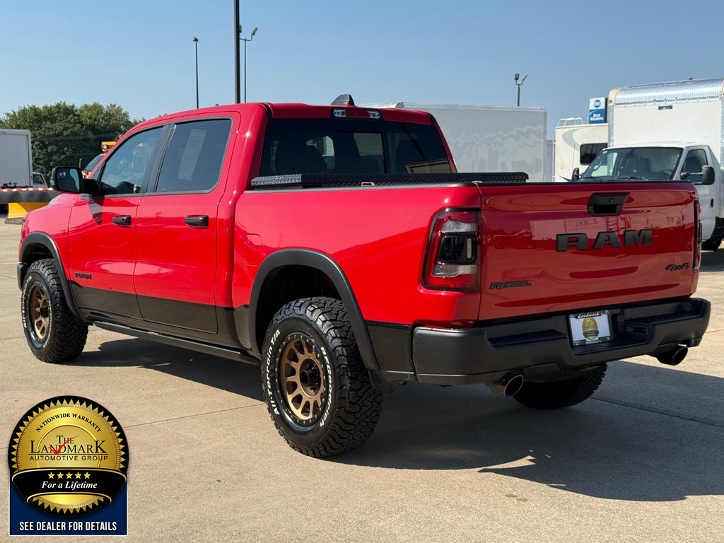 Ram 1500 Vehicle Full-screen Gallery Image 7