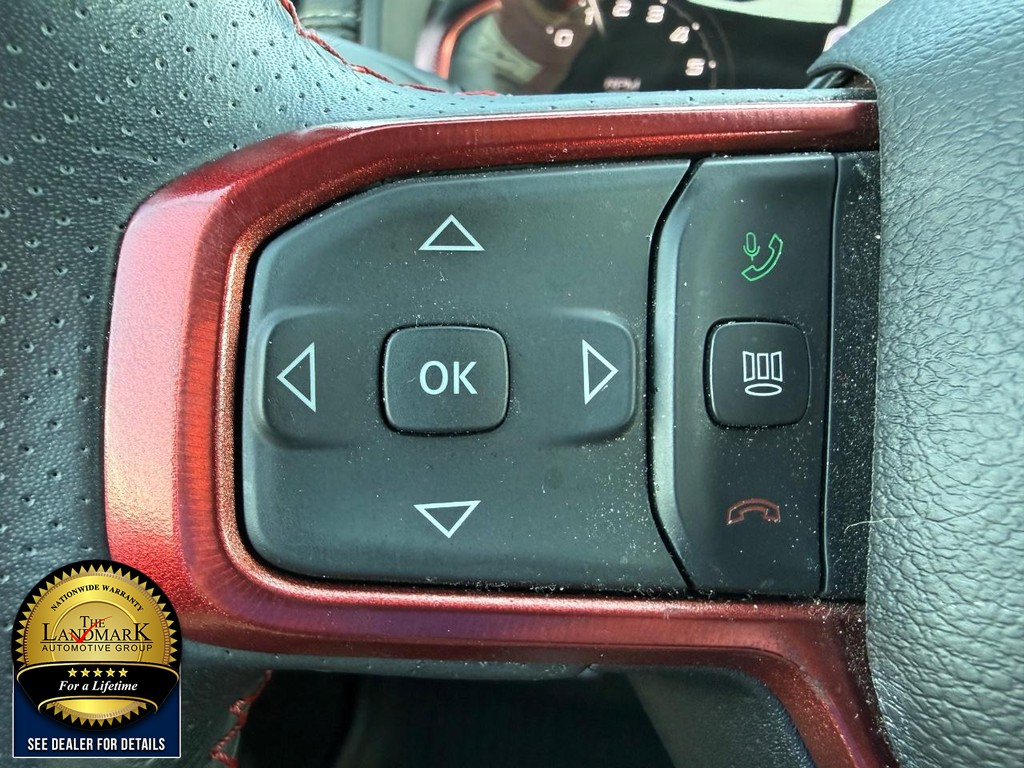 Ram 1500 Vehicle Full-screen Gallery Image 10