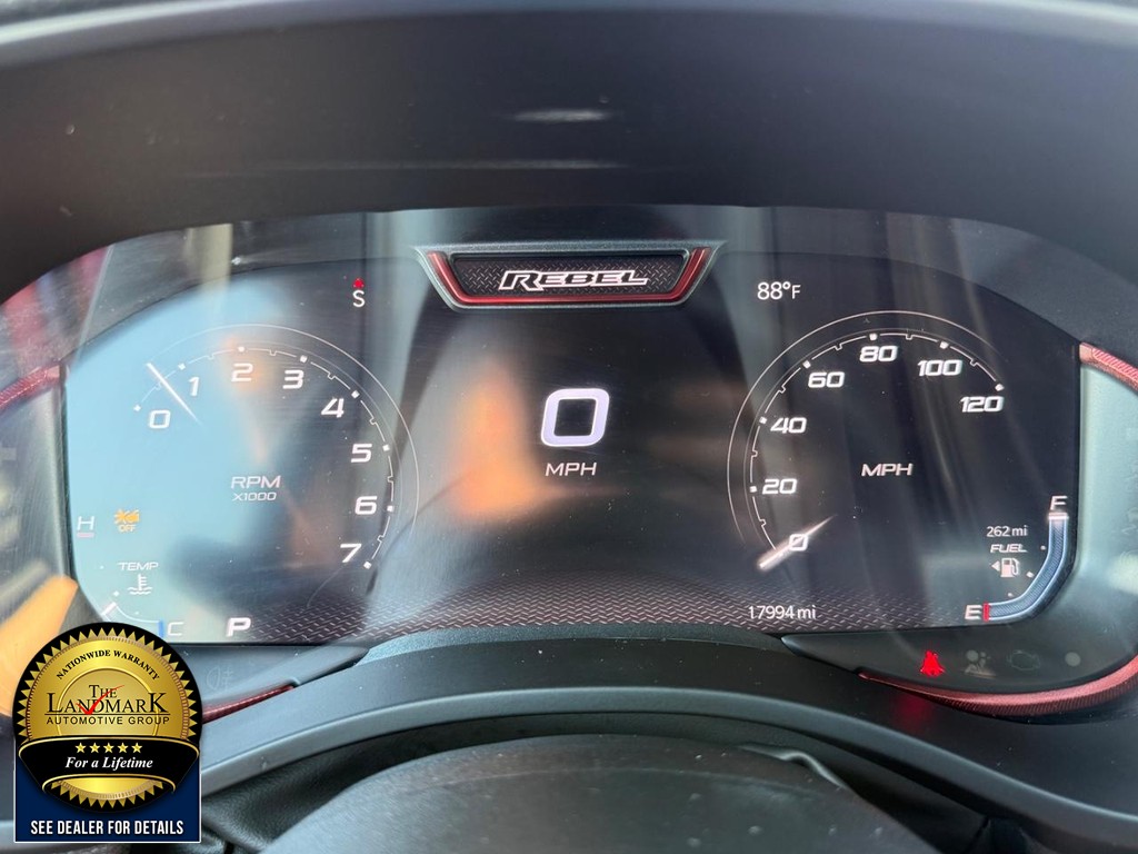 Ram 1500 Vehicle Full-screen Gallery Image 12