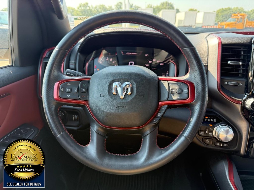 Ram 1500 Vehicle Full-screen Gallery Image 18