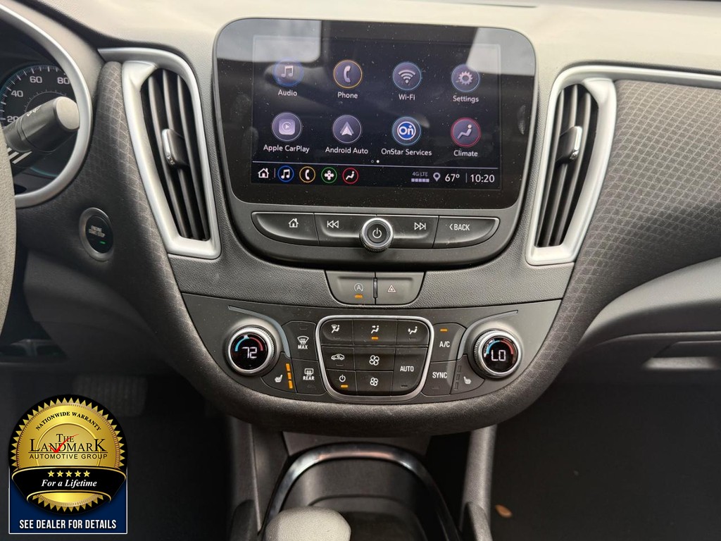 Chevrolet Malibu Vehicle Full-screen Gallery Image 18
