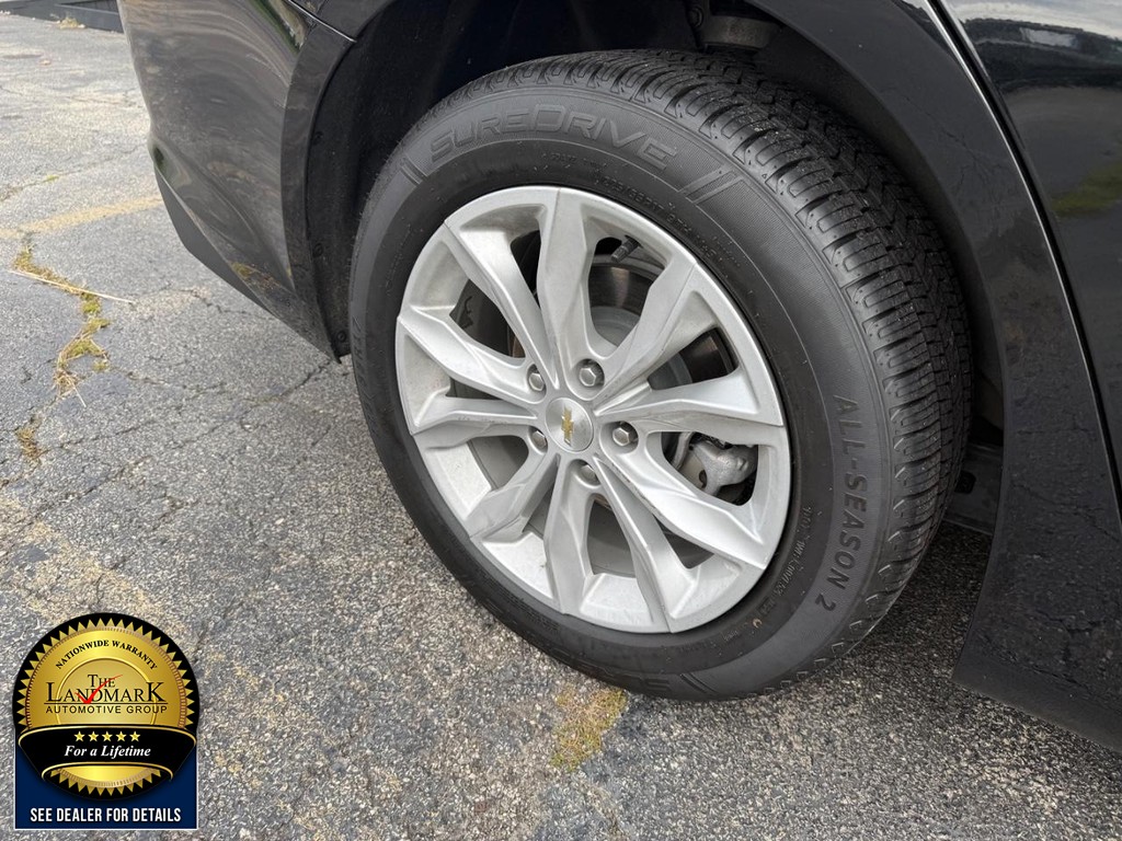 Chevrolet Malibu Vehicle Full-screen Gallery Image 20