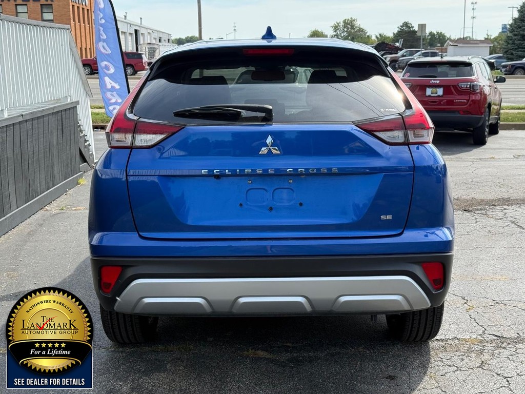 Mitsubishi Eclipse Cross Vehicle Full-screen Gallery Image 6