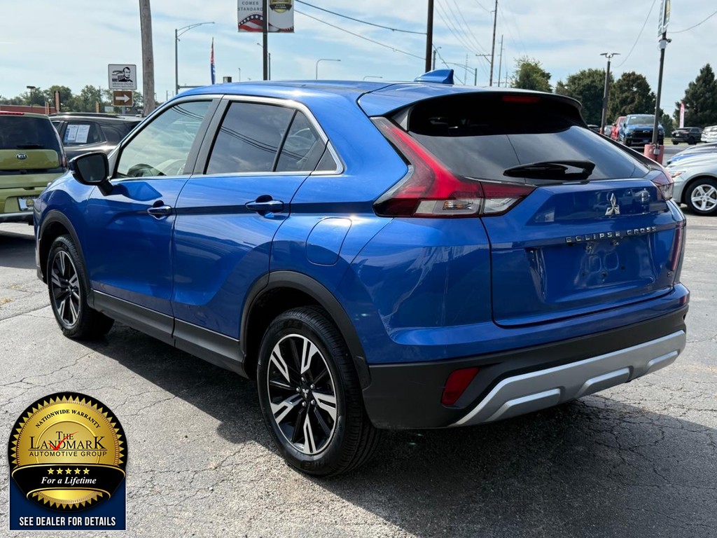 Mitsubishi Eclipse Cross Vehicle Full-screen Gallery Image 7