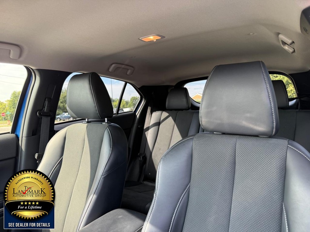 Mitsubishi Eclipse Cross Vehicle Full-screen Gallery Image 9