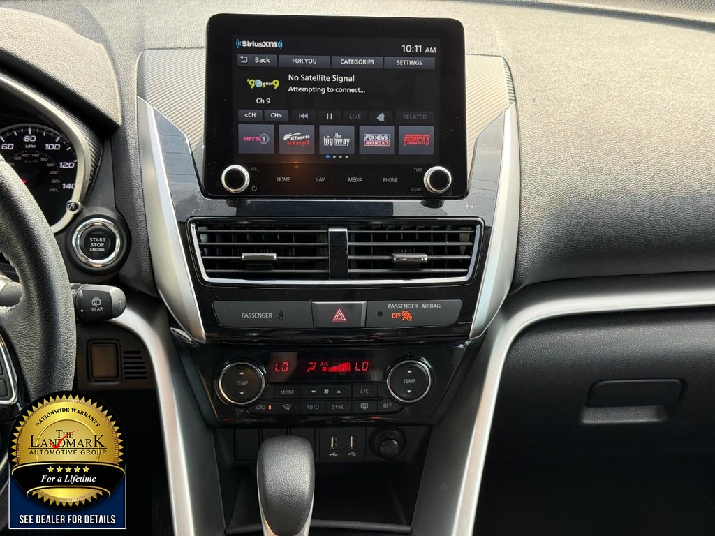 Mitsubishi Eclipse Cross Vehicle Full-screen Gallery Image 19