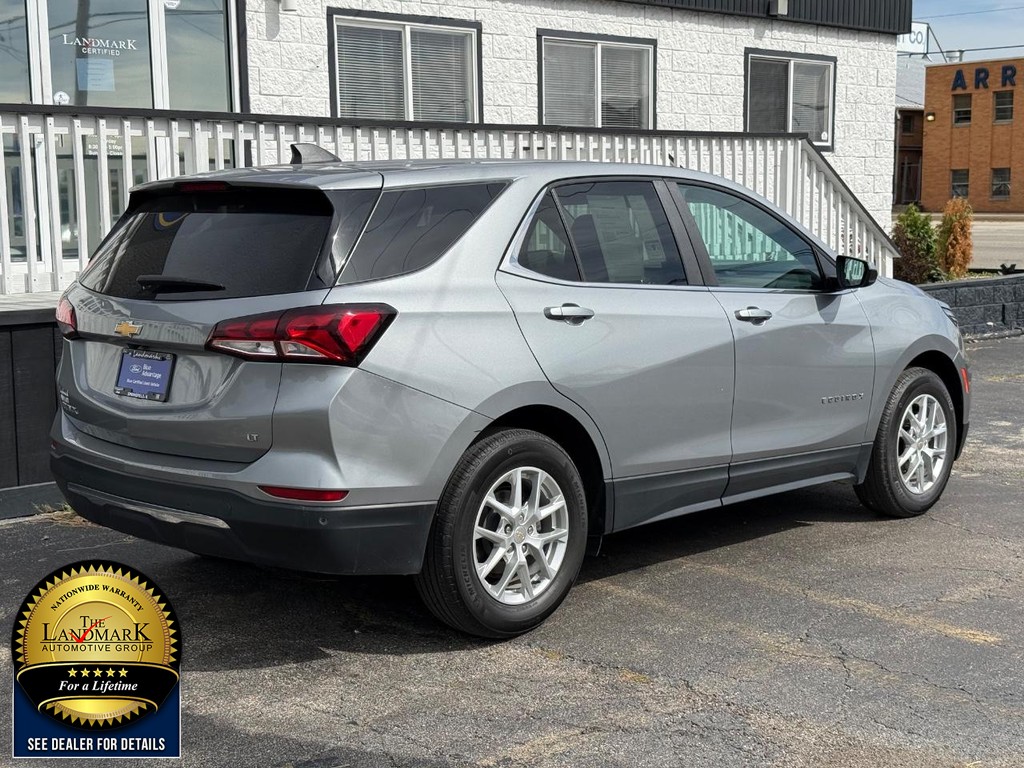 Chevrolet Equinox Vehicle Full-screen Gallery Image 5