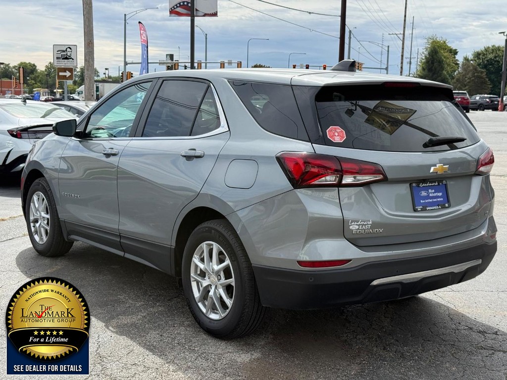 Chevrolet Equinox Vehicle Full-screen Gallery Image 7