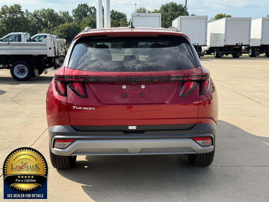 Hyundai Tucson Vehicle Full-screen Gallery Image 6