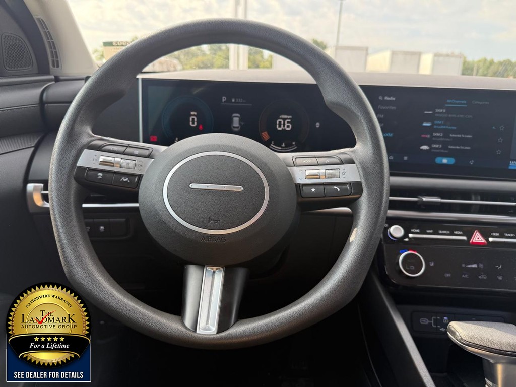 Hyundai Tucson Vehicle Full-screen Gallery Image 17
