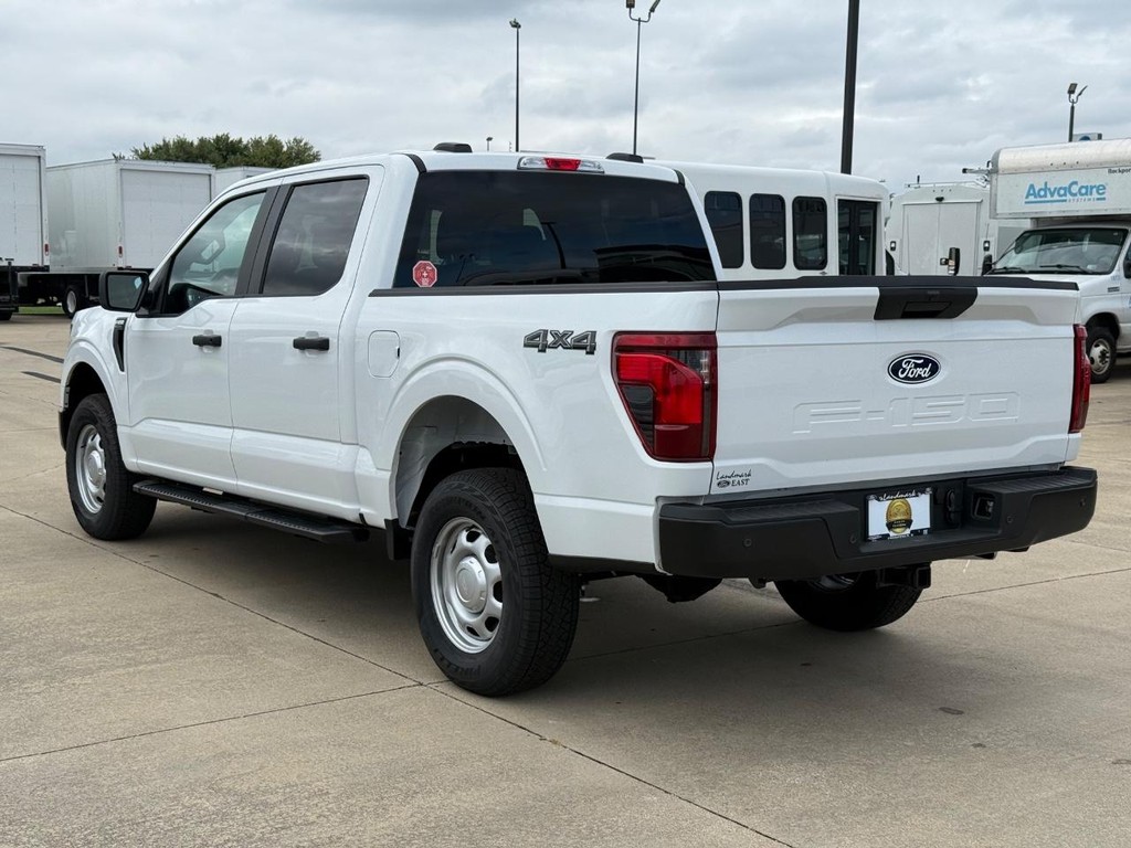 Ford F-150 Vehicle Full-screen Gallery Image 7