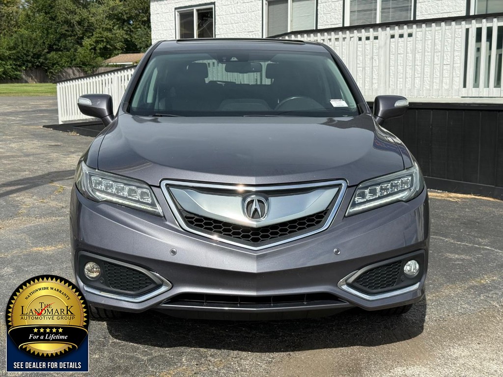 Acura RDX Vehicle Full-screen Gallery Image 2