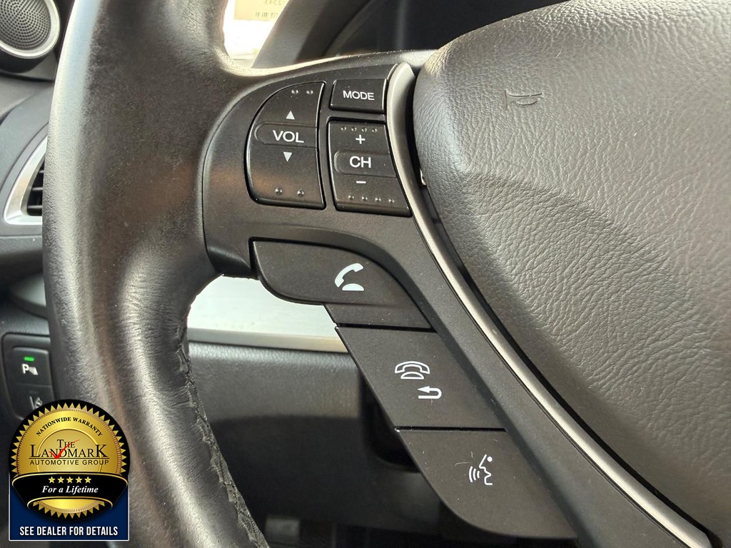 Acura RDX Vehicle Full-screen Gallery Image 10