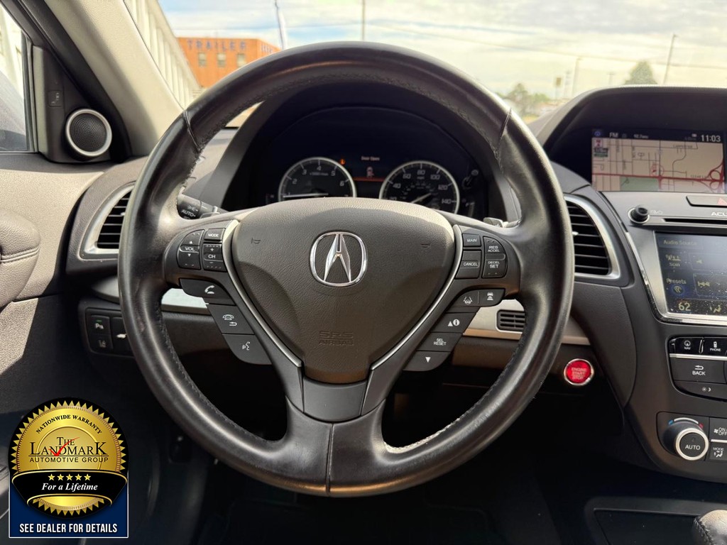 Acura RDX Vehicle Full-screen Gallery Image 18