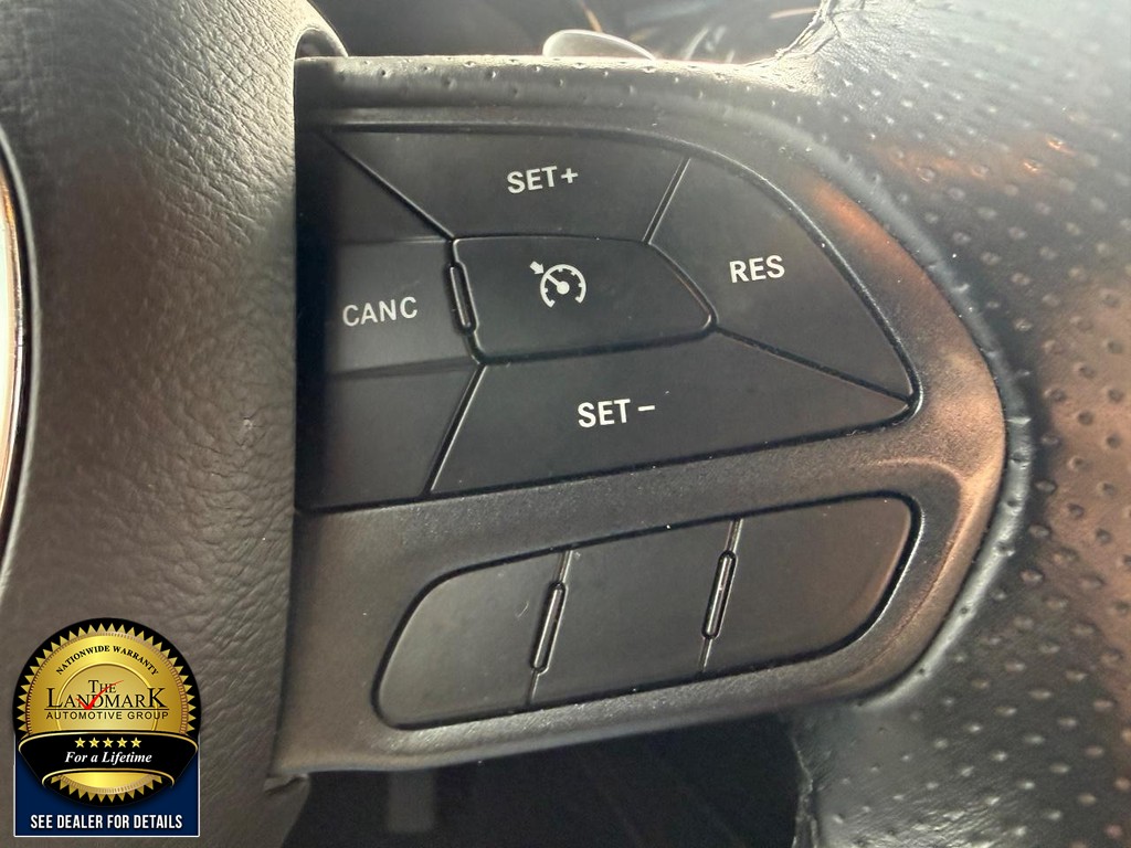 Dodge Durango Vehicle Full-screen Gallery Image 11