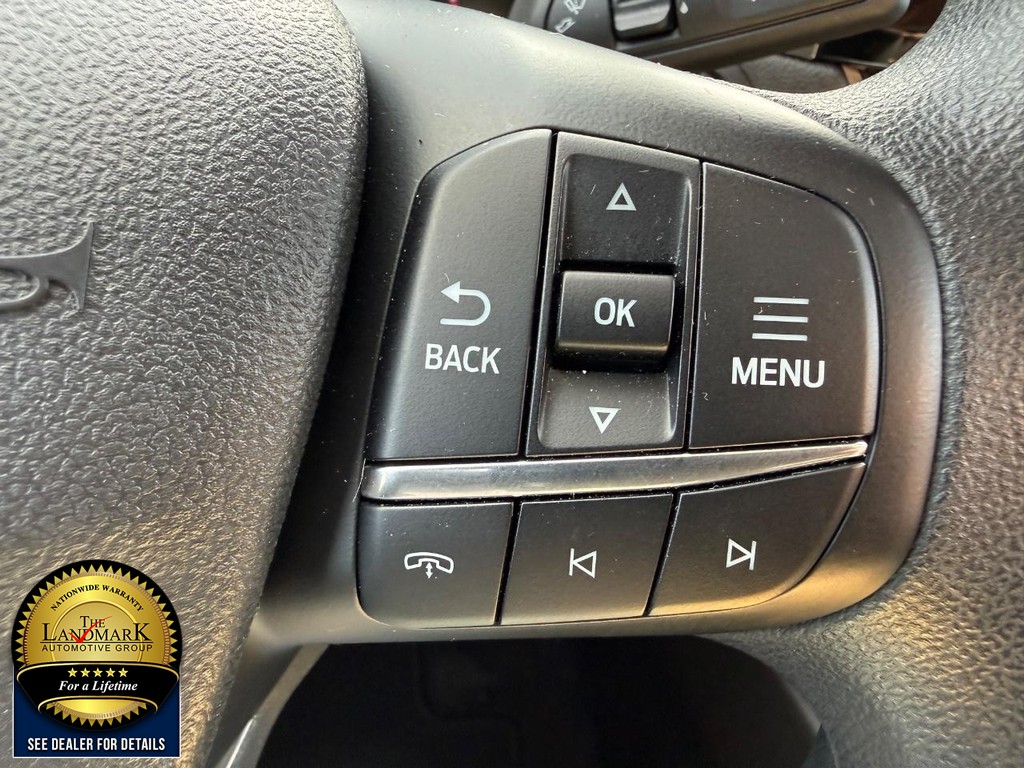 Ford Escape Vehicle Full-screen Gallery Image 11