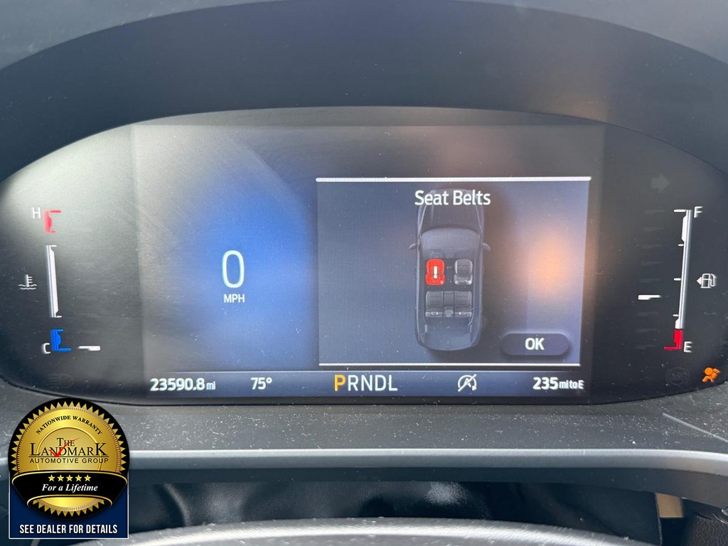 Ford Escape Vehicle Full-screen Gallery Image 12