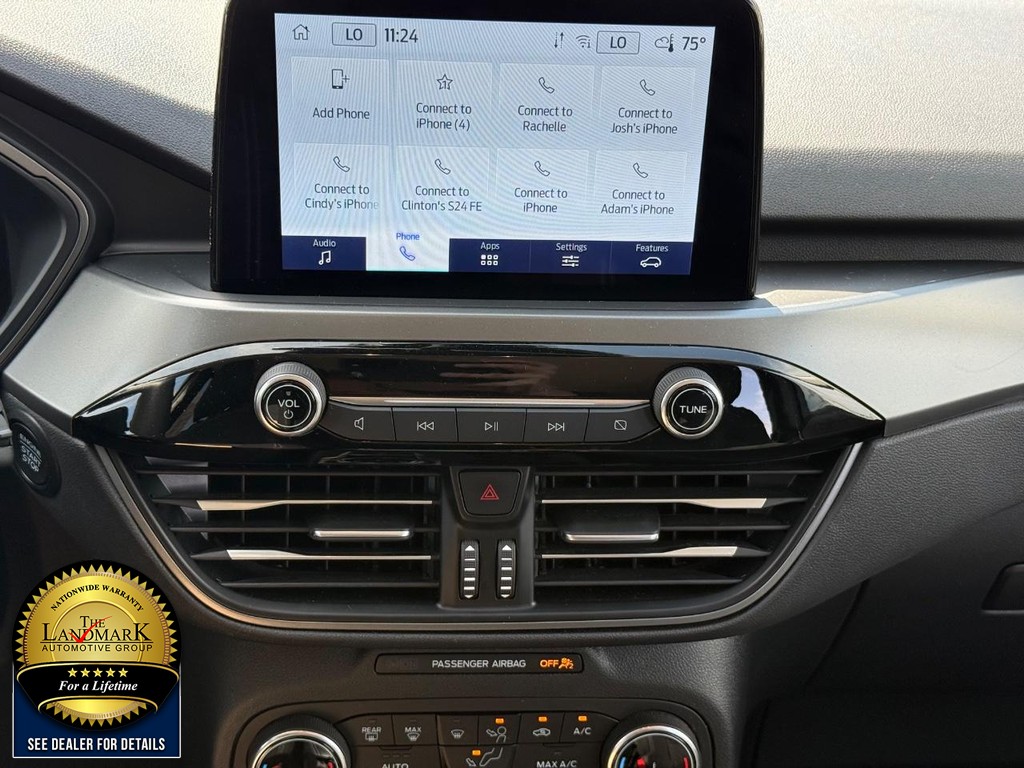 Ford Escape Vehicle Full-screen Gallery Image 17