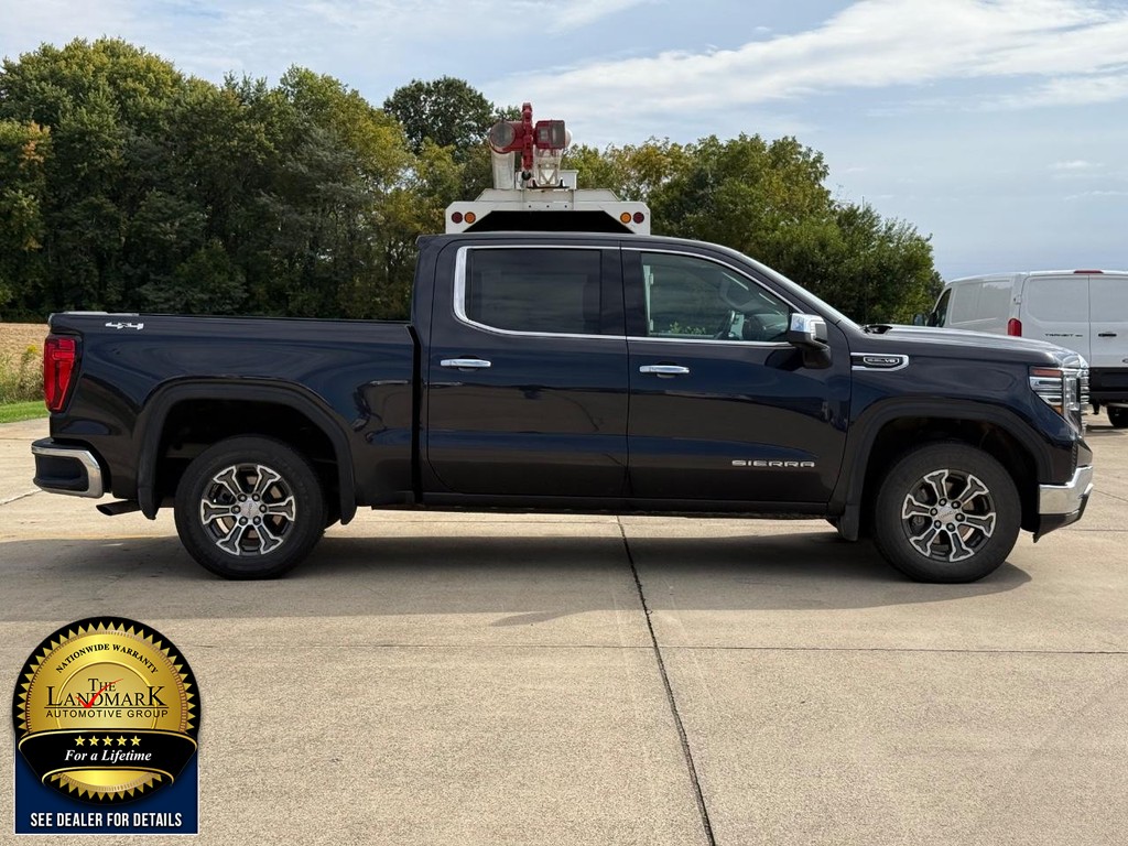 GMC Sierra 1500 Vehicle Full-screen Gallery Image 4