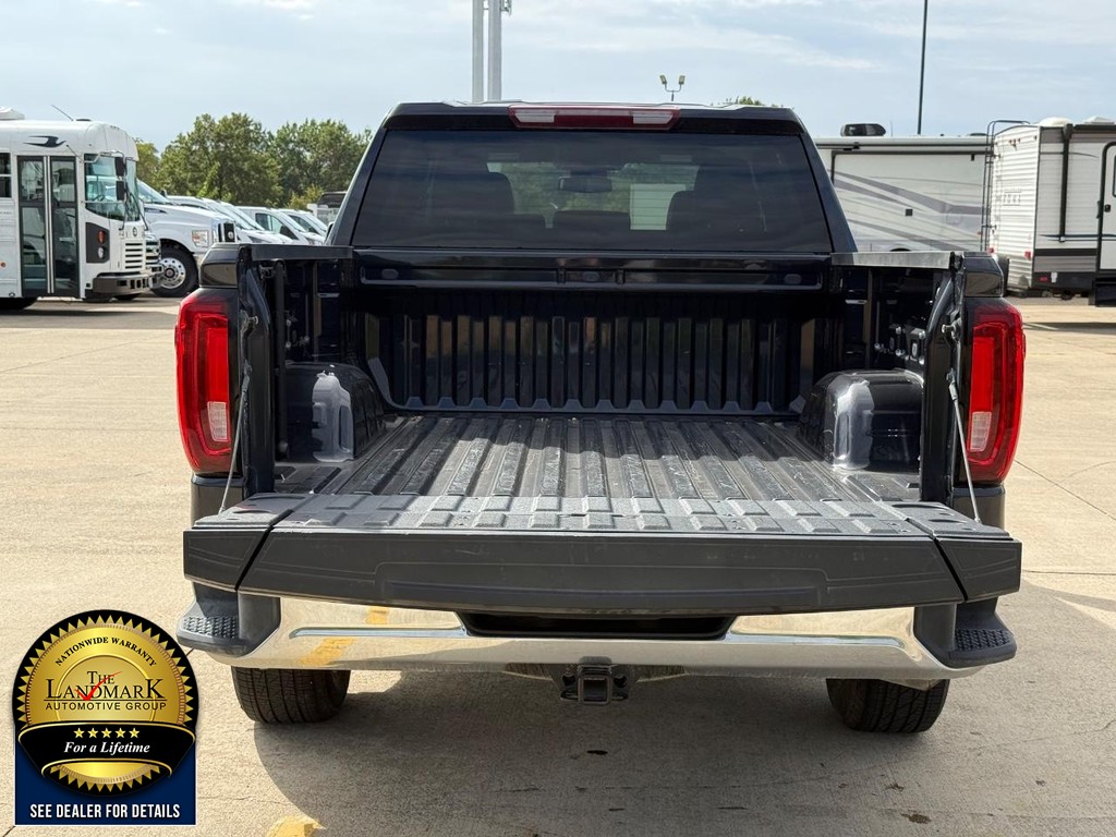GMC Sierra 1500 Vehicle Full-screen Gallery Image 21