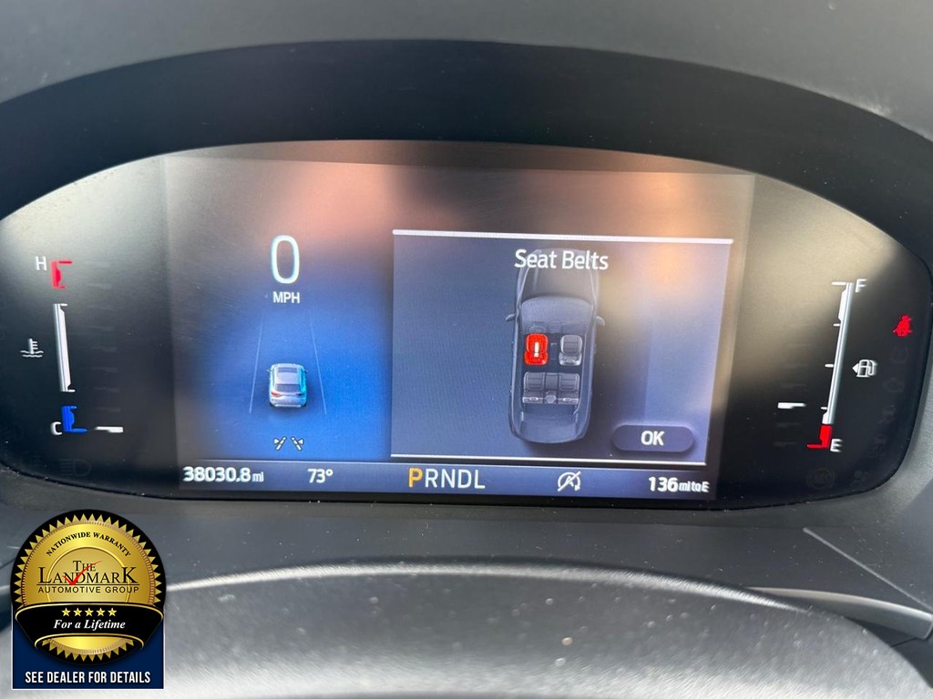 Ford Escape Vehicle Full-screen Gallery Image 12