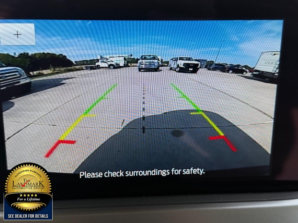 Ford Escape Vehicle Full-screen Gallery Image 13