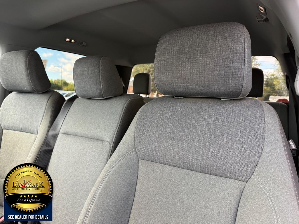 Ford F-150 Vehicle Full-screen Gallery Image 9